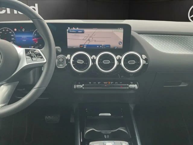 Mercedes-Benz B 180 Progressive