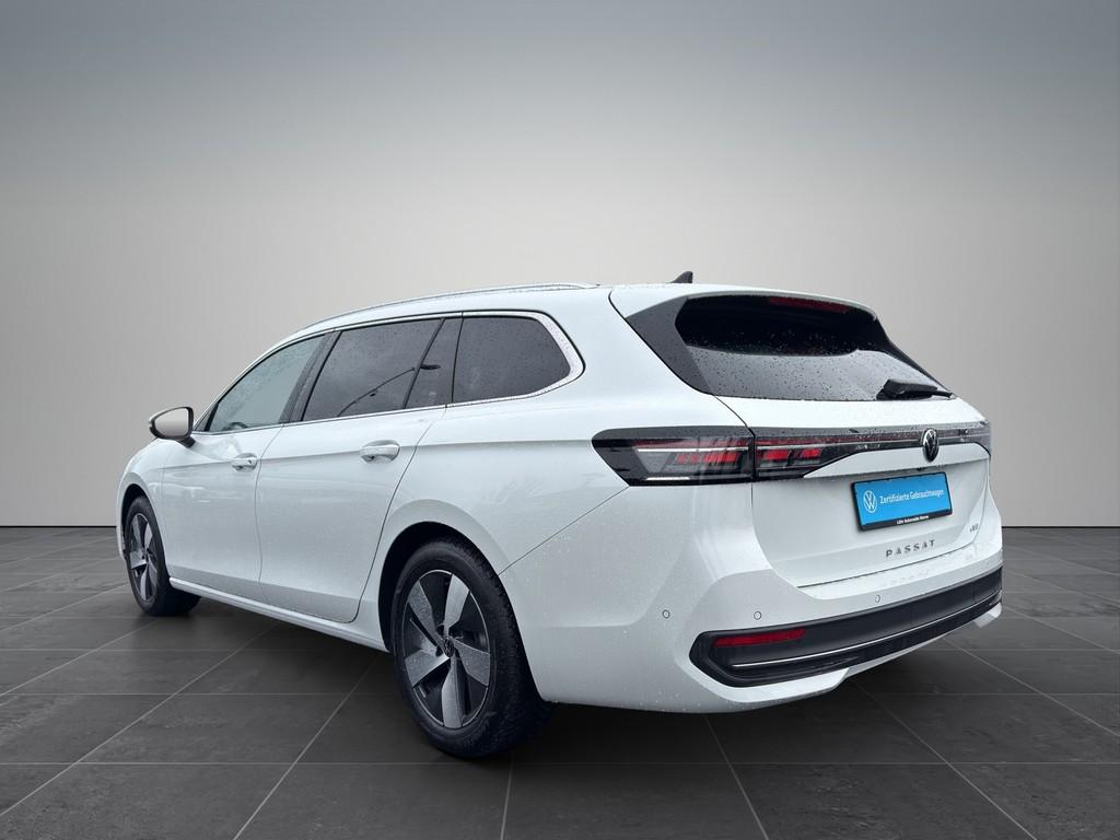 Volkswagen Passat 1.5 eTSI Business Variant