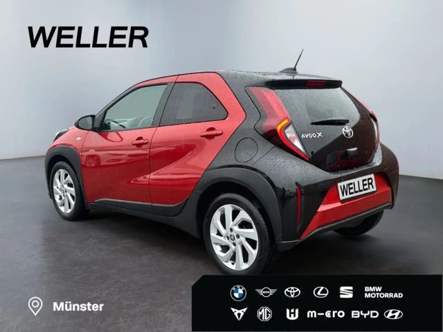 Toyota Aygo X Bi-Tone Hatchback Pulse