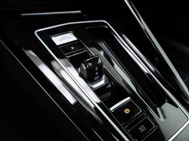 Volkswagen Golf 2.0 TSI DSG Variant