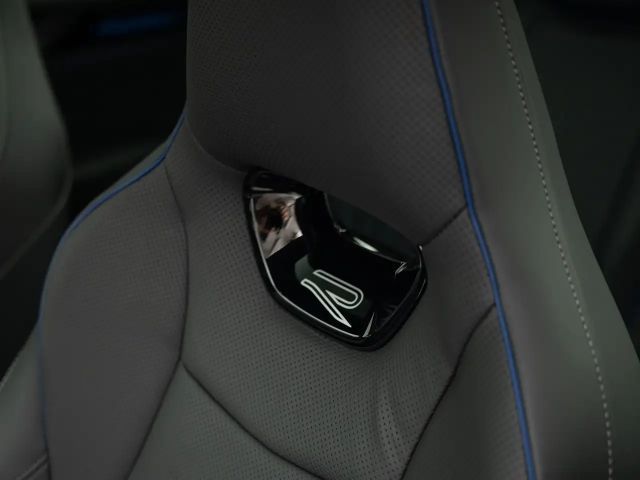 Volkswagen Passat 4Motion DSG R-Line