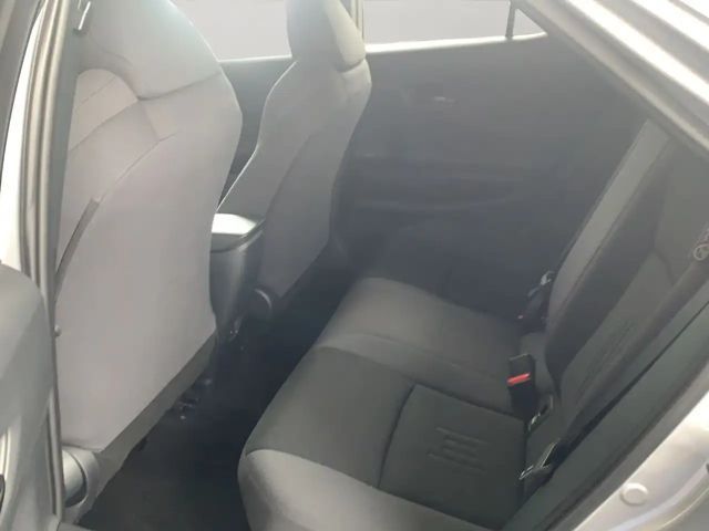 Toyota C-HR Hybride Team D