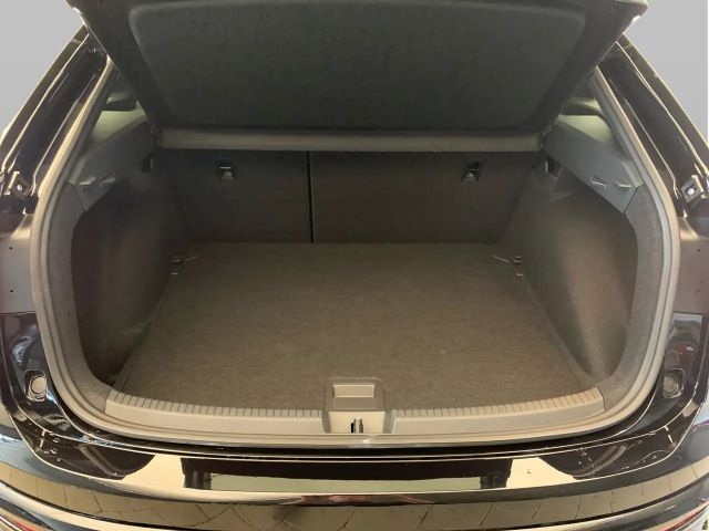 Volkswagen Taigo 1.5 TSI DSG R-Line