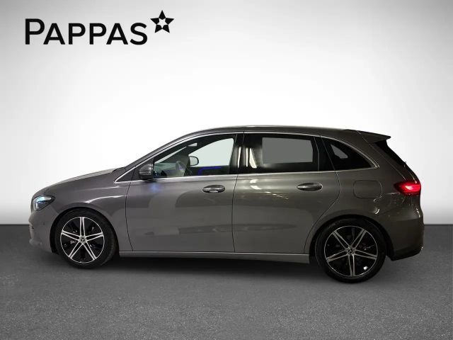 Mercedes-Benz B 180 B 180 d Sedan