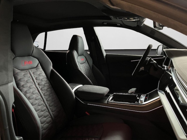 Audi RS Q8 Performance Quattro