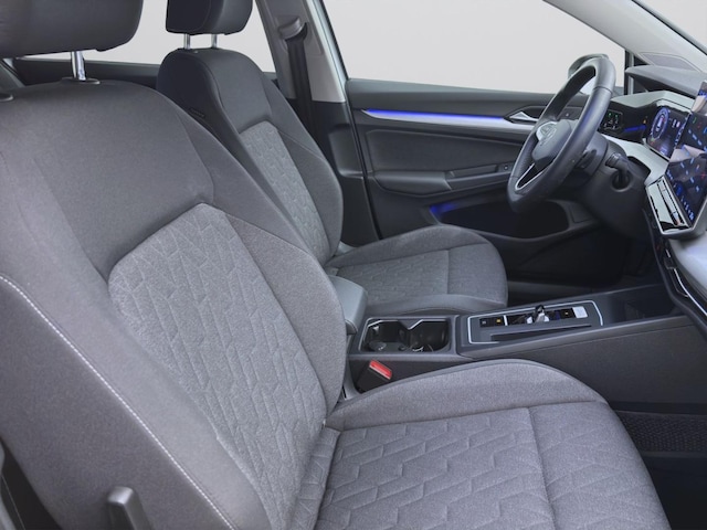 Volkswagen Golf 1.5 eTSI DSG Variant