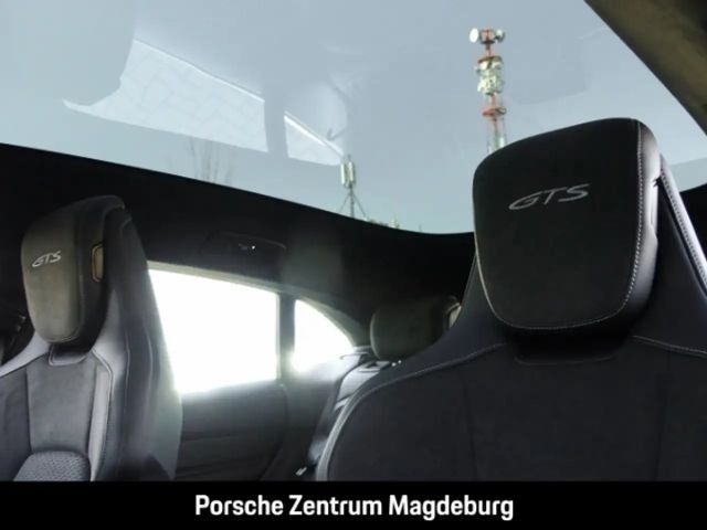 Porsche Taycan GTS Sport Turismo