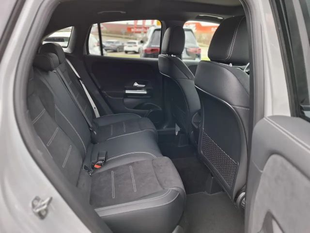 Mercedes-Benz GLA 220 4MATIC AMG Line