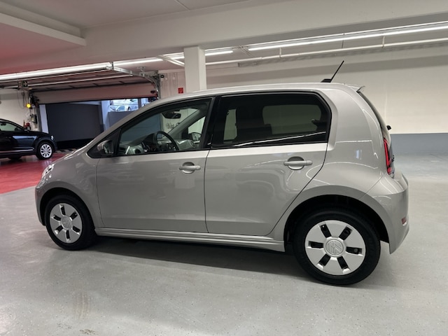 Volkswagen e-up! Plus Style