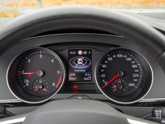 Volkswagen Passat 2.0 TDI Business DSG Variant