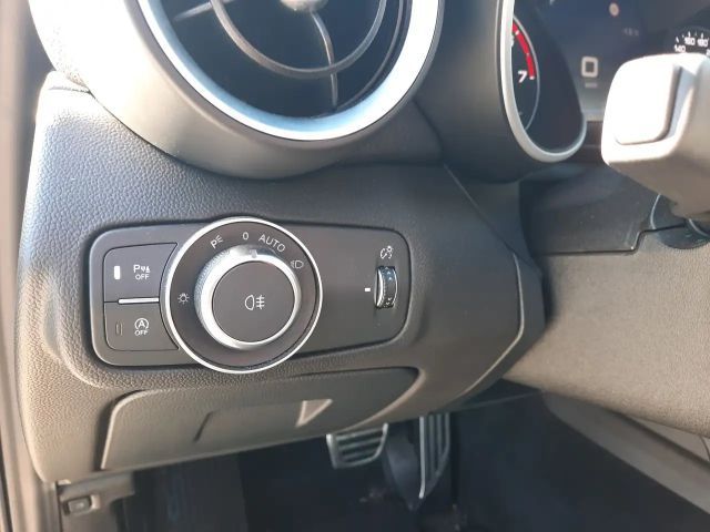 Alfa Romeo Giulia Q4 TI Turbo