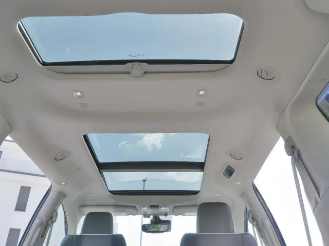 Chrysler Pacifica Limited