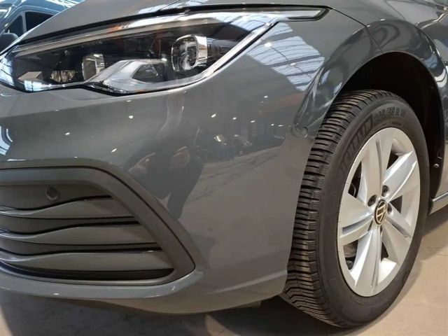 Volkswagen Golf 1.5 eTSI DSG Life