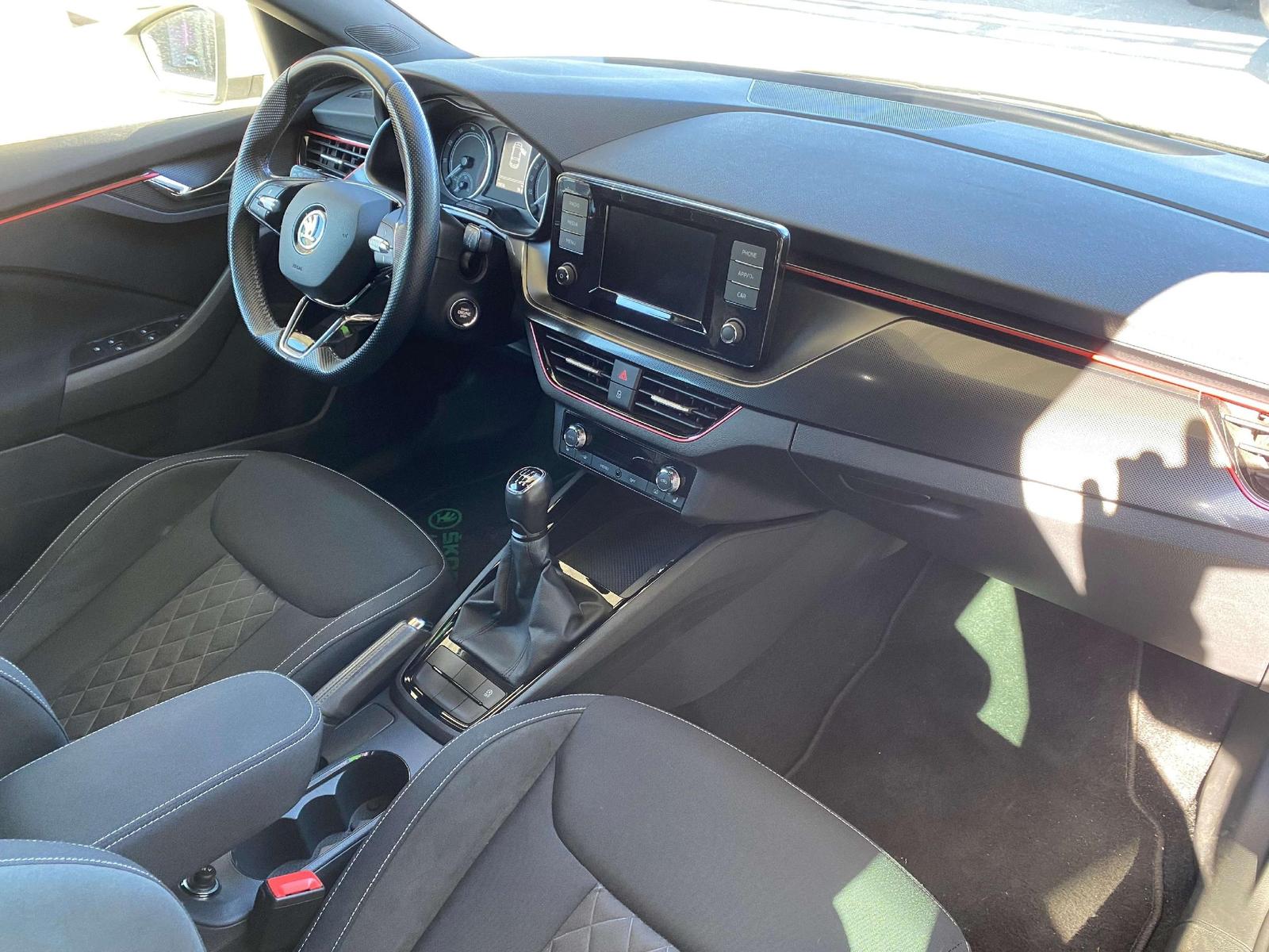 Skoda Scala LED, SmartLink