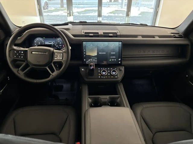 Land Rover Defender 110 Dynamic HSE