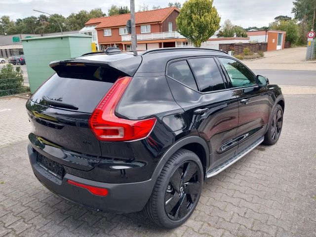 Volvo XC40 Plus