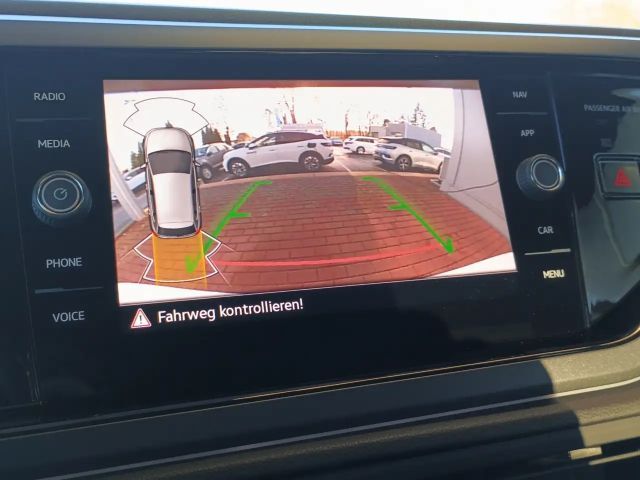 Volkswagen Polo 1.0 TSI DSG R-Line