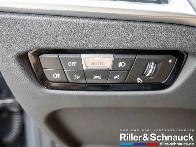 BMW 330 330i M-Sport Sedan xDrive