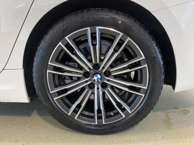 BMW 320 320e M-Sport Touring