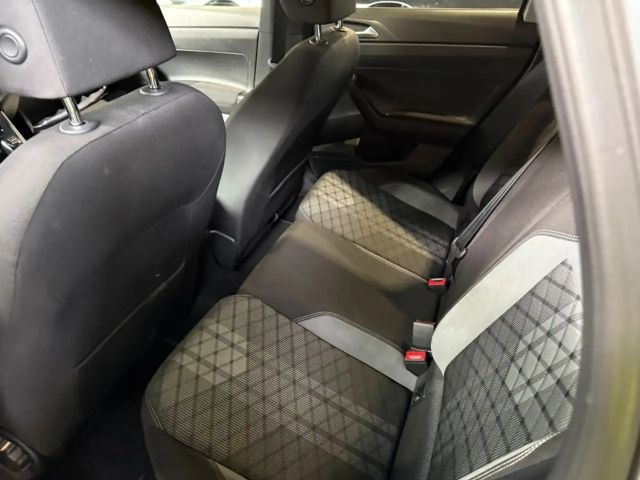 Volkswagen Taigo 1.0 TSI IQ.Drive R-Line