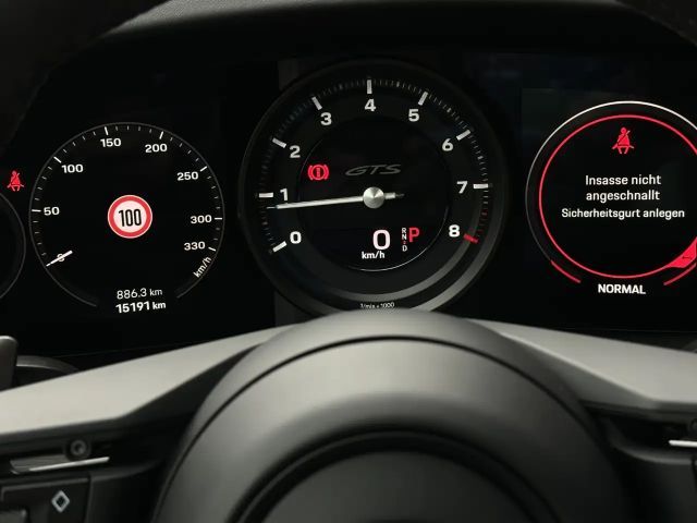 Porsche 992 Carrera Coupé GTS