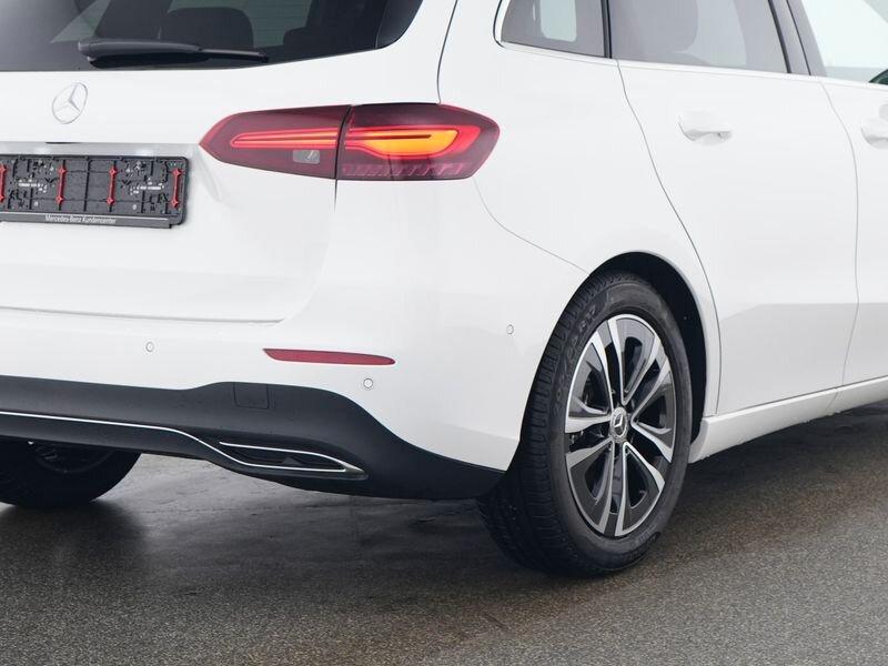 Mercedes-Benz B 180 Progressive Sedan