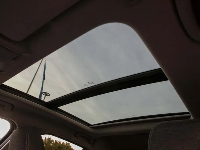 BMW 118 118d Sedan Sport Line