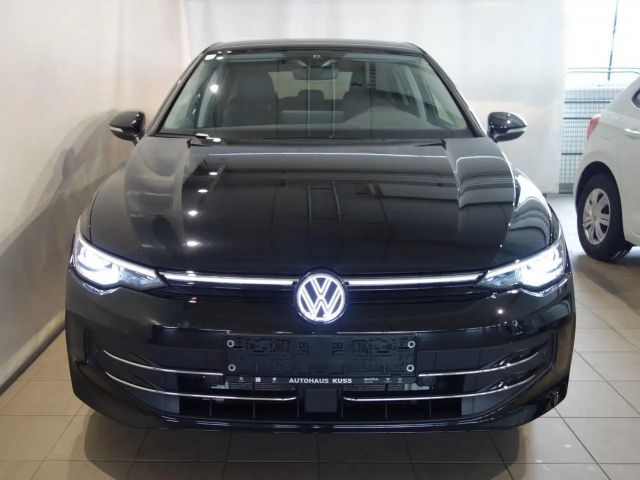 Volkswagen Golf DSG Style eHybrid