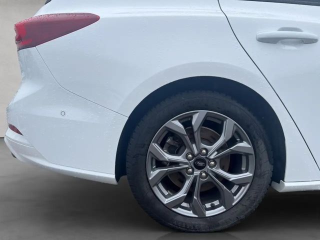 Ford Focus ST Line Wagon