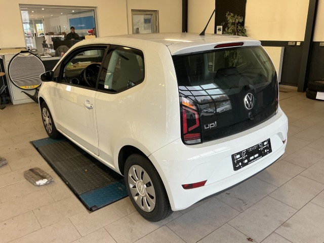 Volkswagen up! Move Move up!