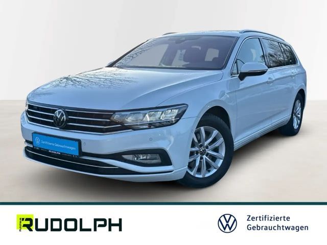 Volkswagen Passat 1.5 TSI Business DSG Variant