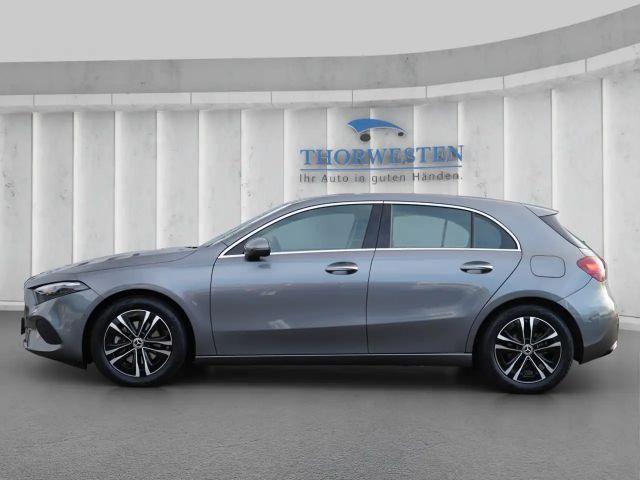 Mercedes-Benz A 180 Hatchback Progressive