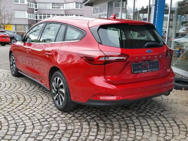 Ford Focus Titanium Wagon