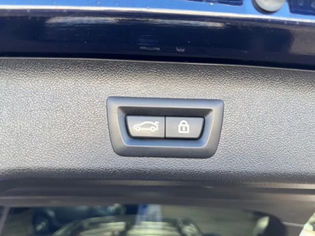 BMW 530 xe LASER+LEDER+HUD+ACC+PANO+DAB+BT+MFL+AHK+