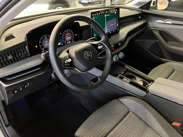 Skoda Superb 2.0 TDI Combi