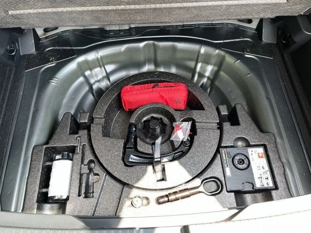 Volkswagen T-Roc 1.5 TSI DSG R-Line