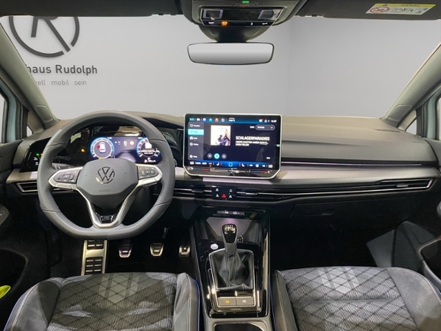 Volkswagen Golf 1.5 TSI R-Line