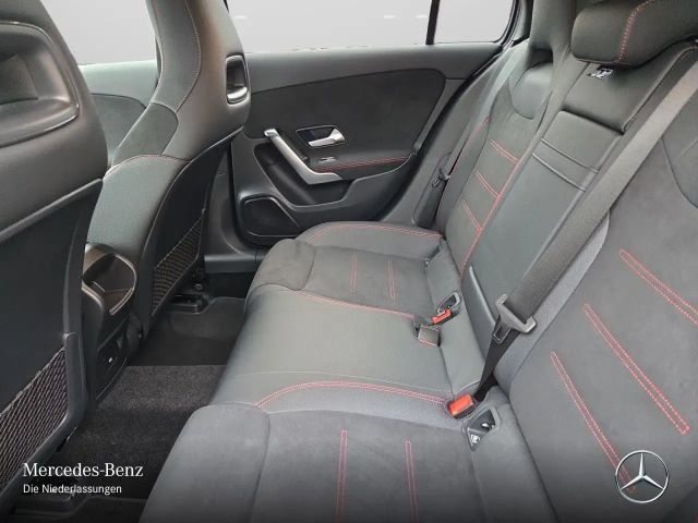 Mercedes-Benz A 200 AMG Line