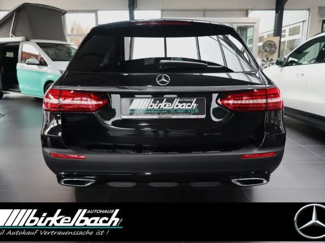 Mercedes-Benz E 220 4MATIC