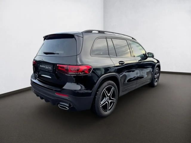 Mercedes-Benz GLB 200 AMG Line