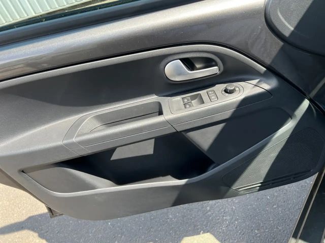 Volkswagen e-up! 61KW Edition *Halogen, KlimaAuto, SHZ*