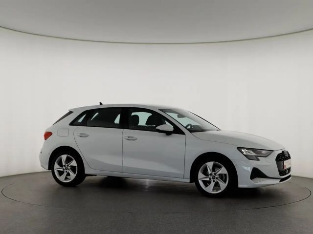 Audi A3 30 TDI Sedan