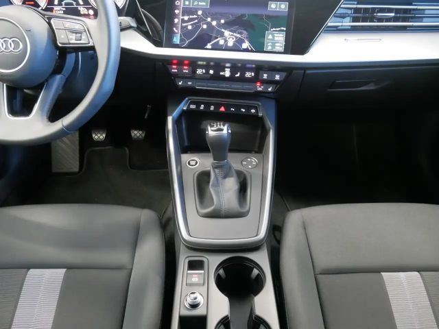 Audi A3 30 TFSI Sedan Sportback