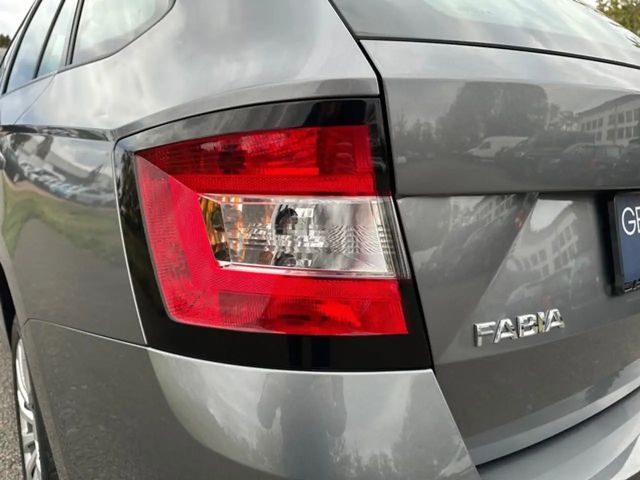 Skoda Fabia 1.0 TSI Active Combi