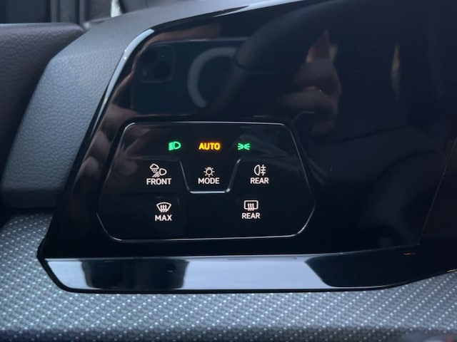 Volkswagen Golf 2.0 TSI DSG Golf VIII