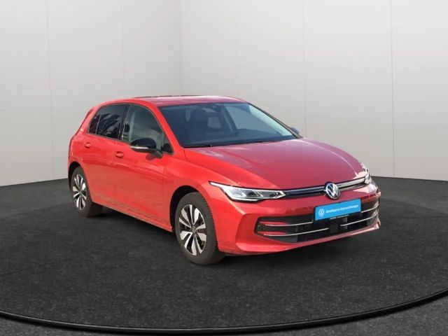 Volkswagen Golf 1.5 eTSI DSG Golf VIII