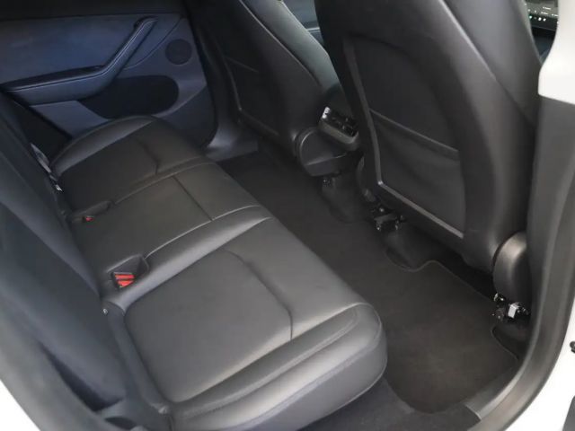 Tesla Model Y Performance