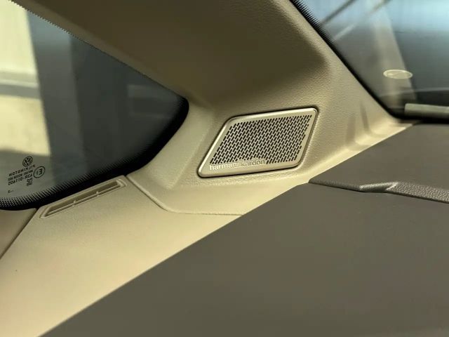 Volkswagen Multivan Lang Style T7