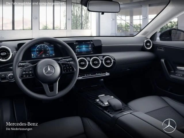 Mercedes-Benz CLA 250 CLA 250 e