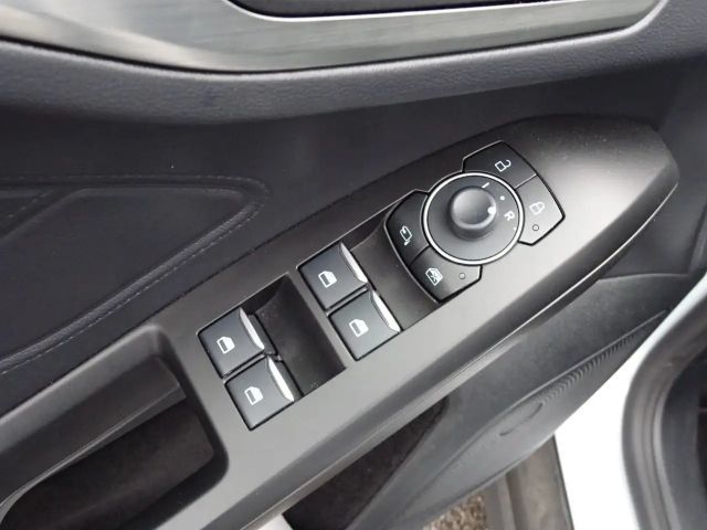 Ford Focus Titanium Wagon